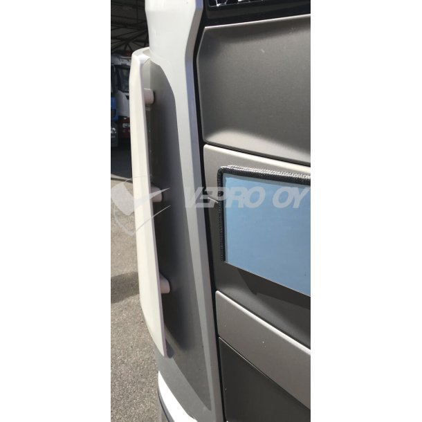 SCANIA S/R 2017>, DIRT DEFLECTOR