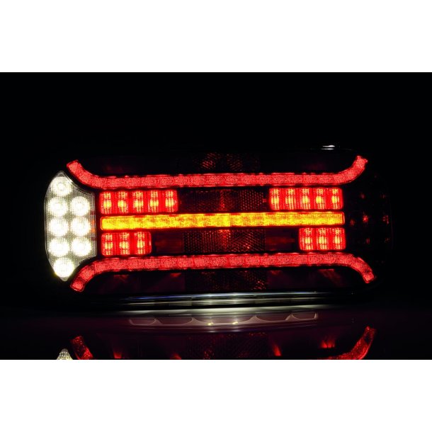 LED baglygte med dynamisk blinklys 12-36V