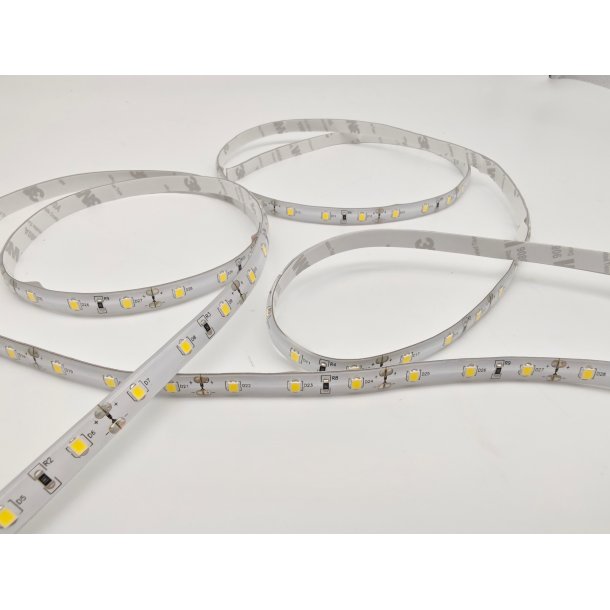 LED Strip Interi�rlys LED 24V, 6000K, 5 Meter, IP65, med kl�b