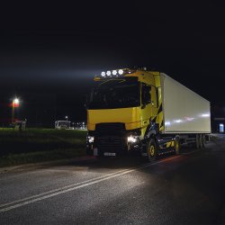 Fervor fjernlygte, 2400 Lumen (ref 50), 28W, 6 LED, K�relys m. parkeringslys (3W), 12-24V