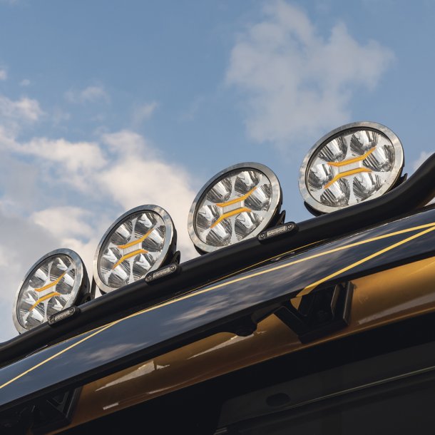 Fervor fjernlygte, 2400 Lumen (ref 50), 28W, 6 LED, K�relys m. parkeringslys (dual) (3W), 12-24V