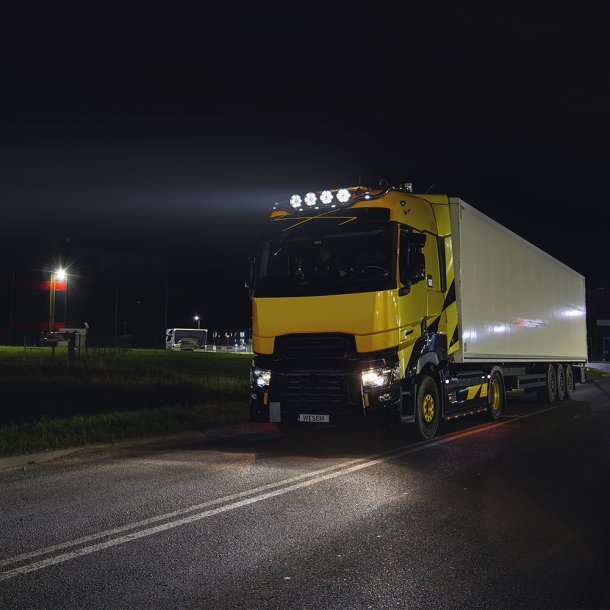 Fervor fjernlygte, 2400 Lumen (ref 50), 28W, 6 LED, K�relys m. parkeringslys (dual) (3W), 12-24V